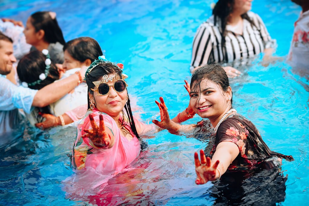 pool party