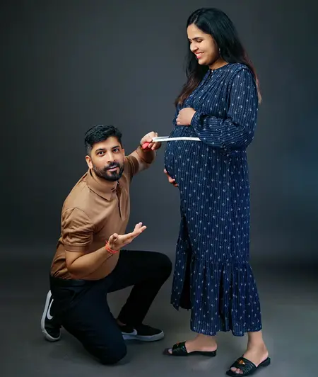 Maternity photography expectant mother