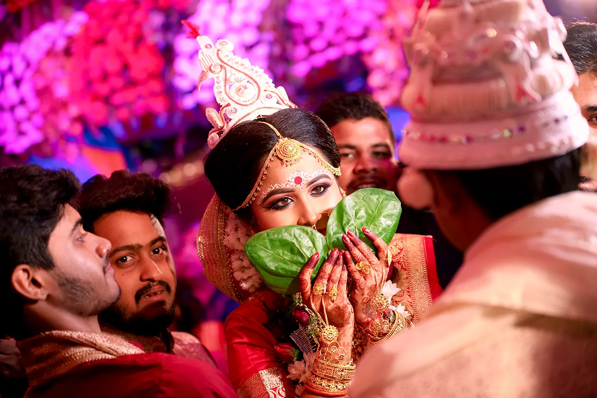 Candid Wedding Photogrphers in Kolkata
