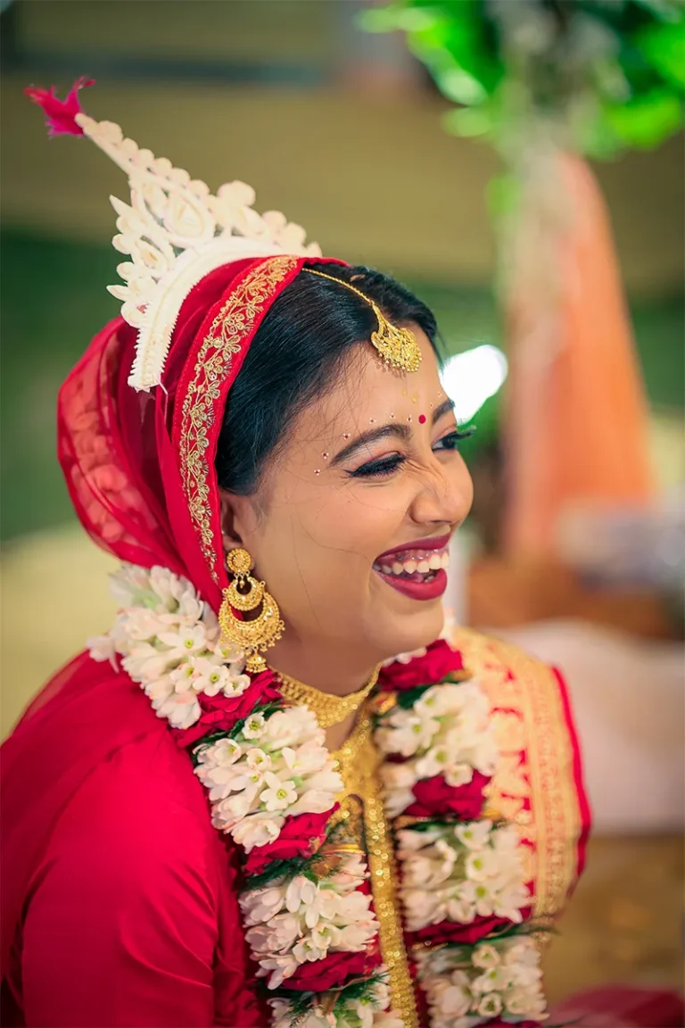 Candid photography in Tollygunge